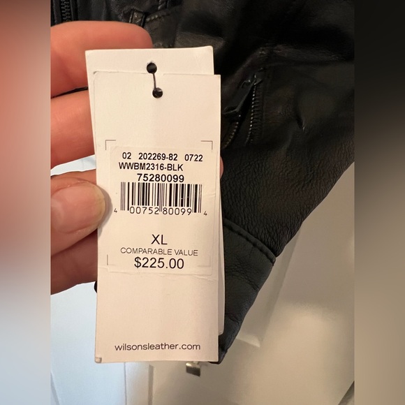 WILSONS LEATHER Cropped Moto Jacket - Picture 6 of 8